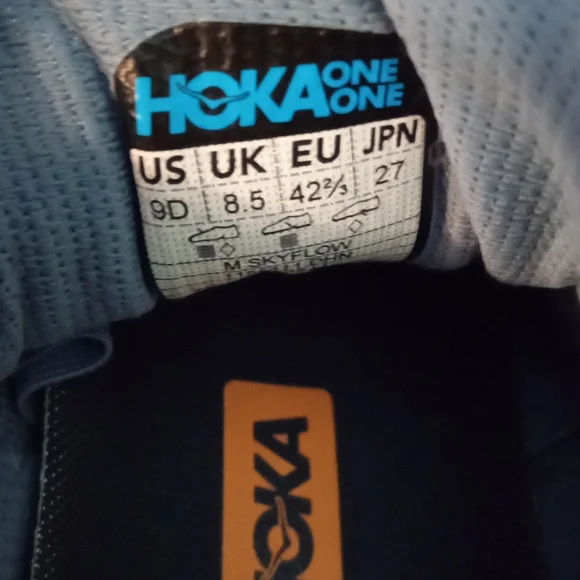 HOKA One One  Running Shoes - Picture 9 of 11